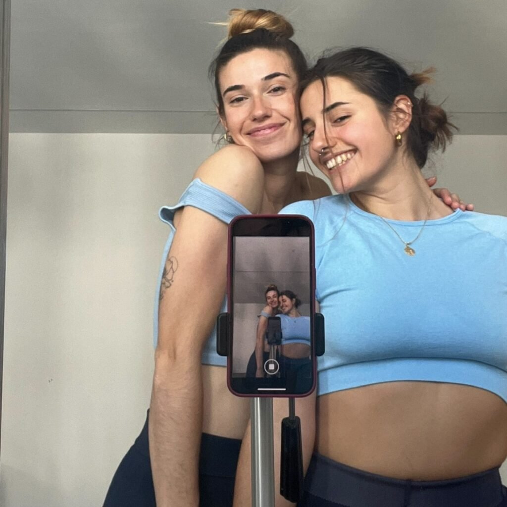 sisters real picture